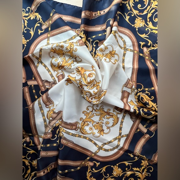 TOTES -Made in Italy/ Women’s Scarf /Color Navy blue, White, Brown & Yellow gold - Picture 2 of 6